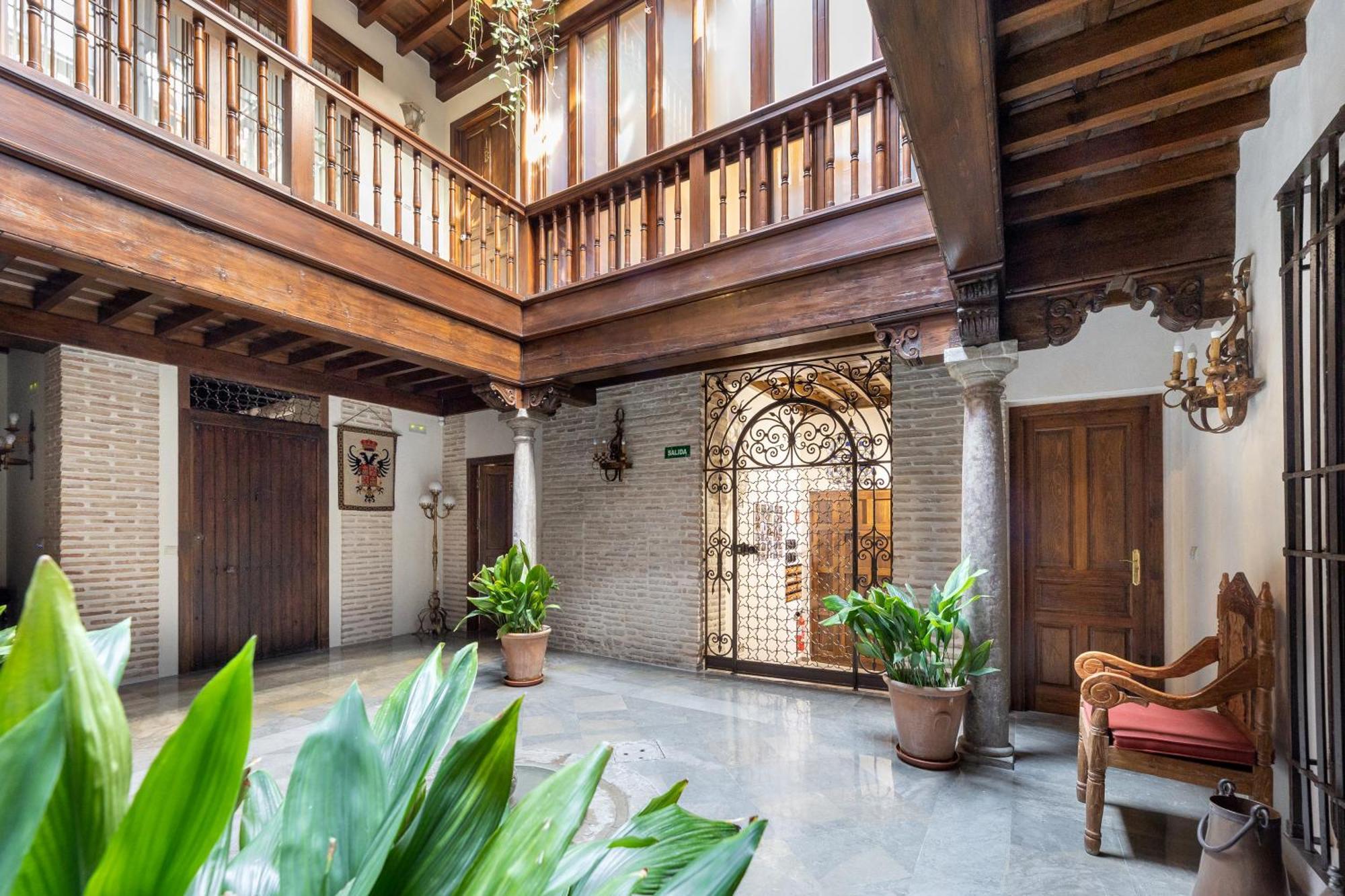 Apartamentos En Pleno Centro, Aljibe Rodrigo Del Campo 1C グラナダ エクステリア 写真
