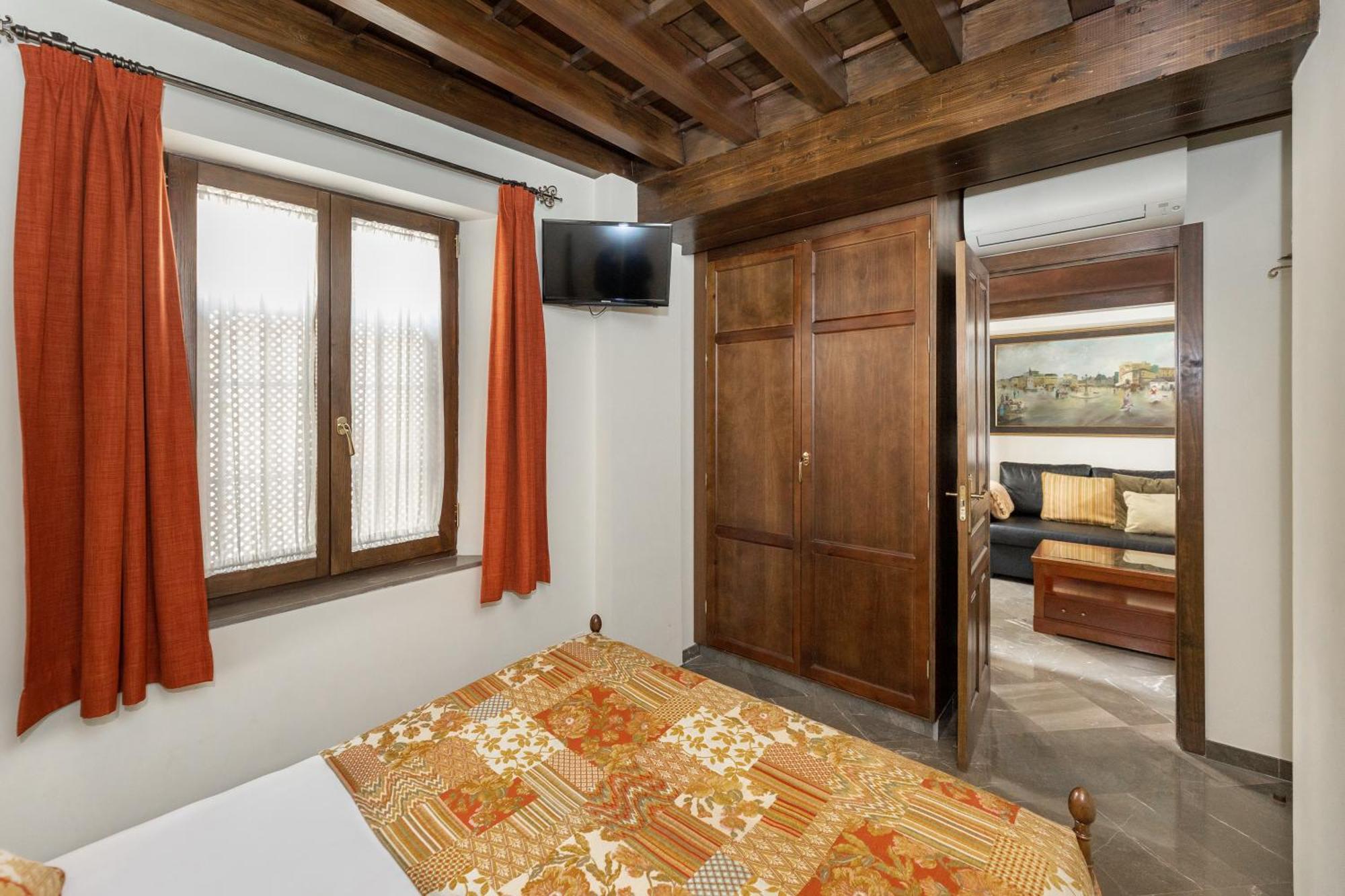 Apartamentos En Pleno Centro, Aljibe Rodrigo Del Campo 1C グラナダ エクステリア 写真