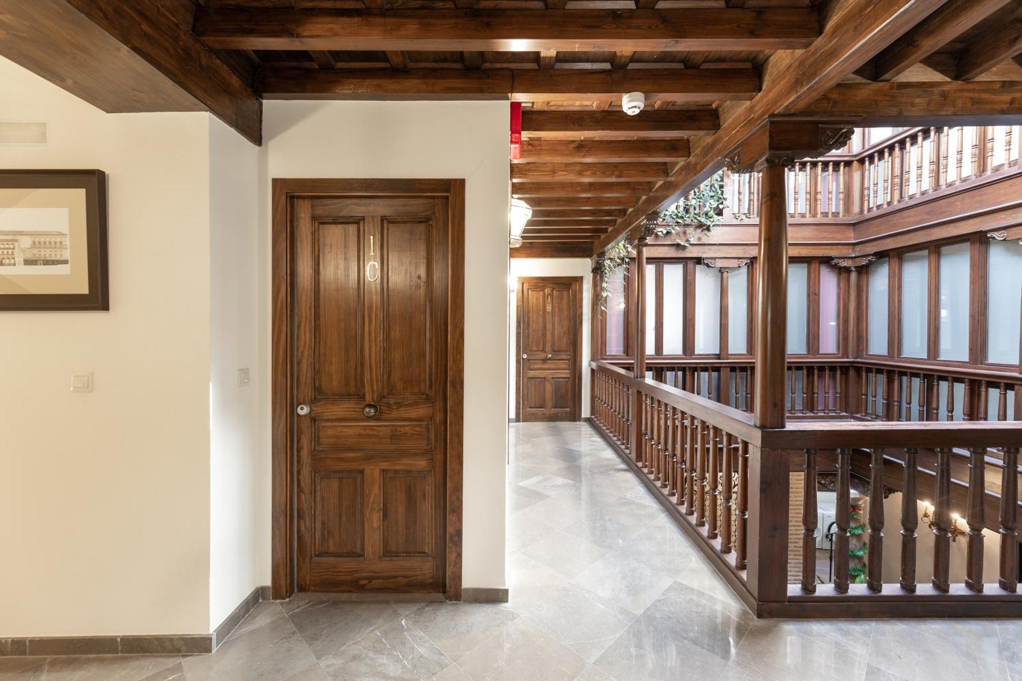 Apartamentos En Pleno Centro, Aljibe Rodrigo Del Campo 1C グラナダ エクステリア 写真