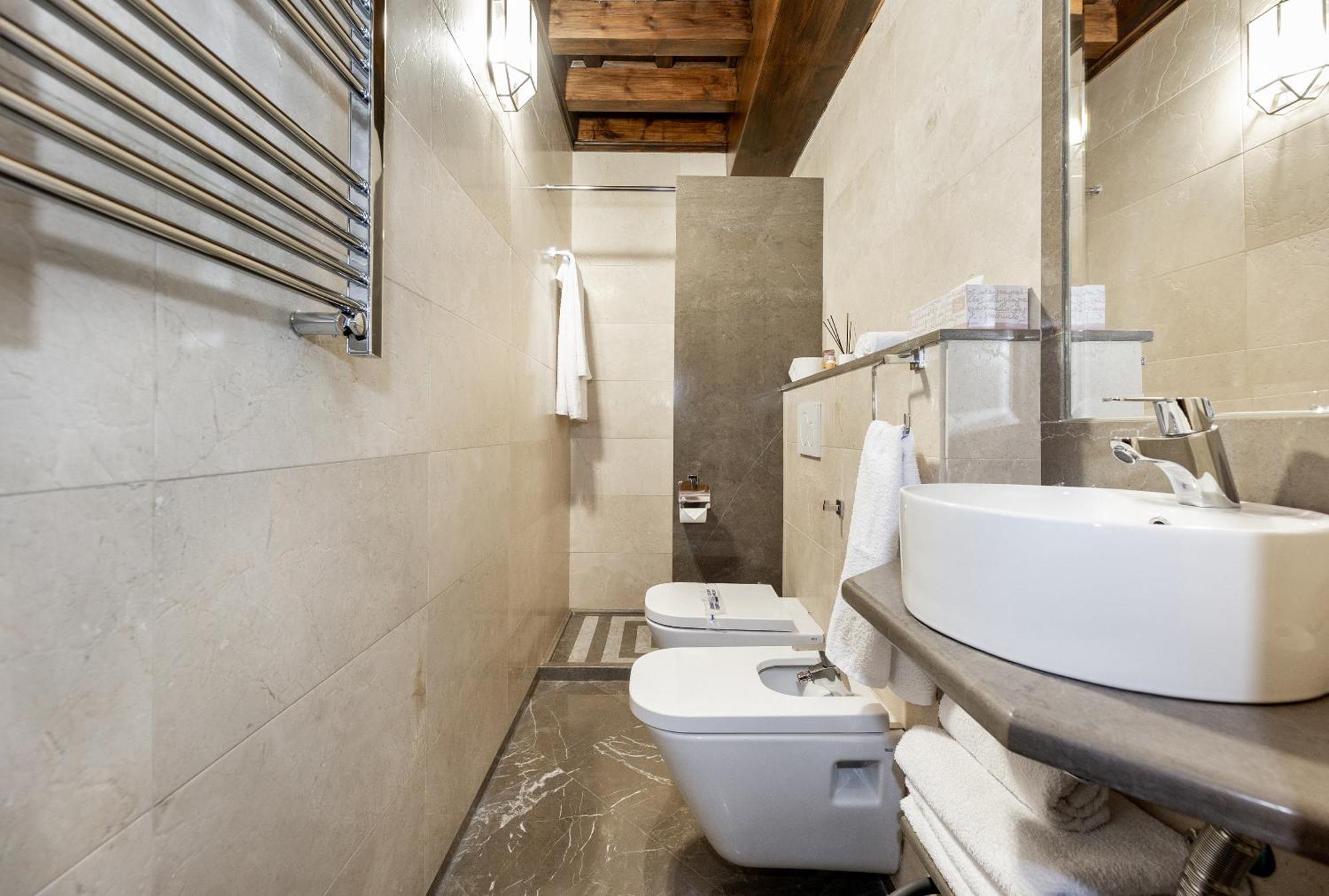 Apartamentos En Pleno Centro, Aljibe Rodrigo Del Campo 1C グラナダ エクステリア 写真