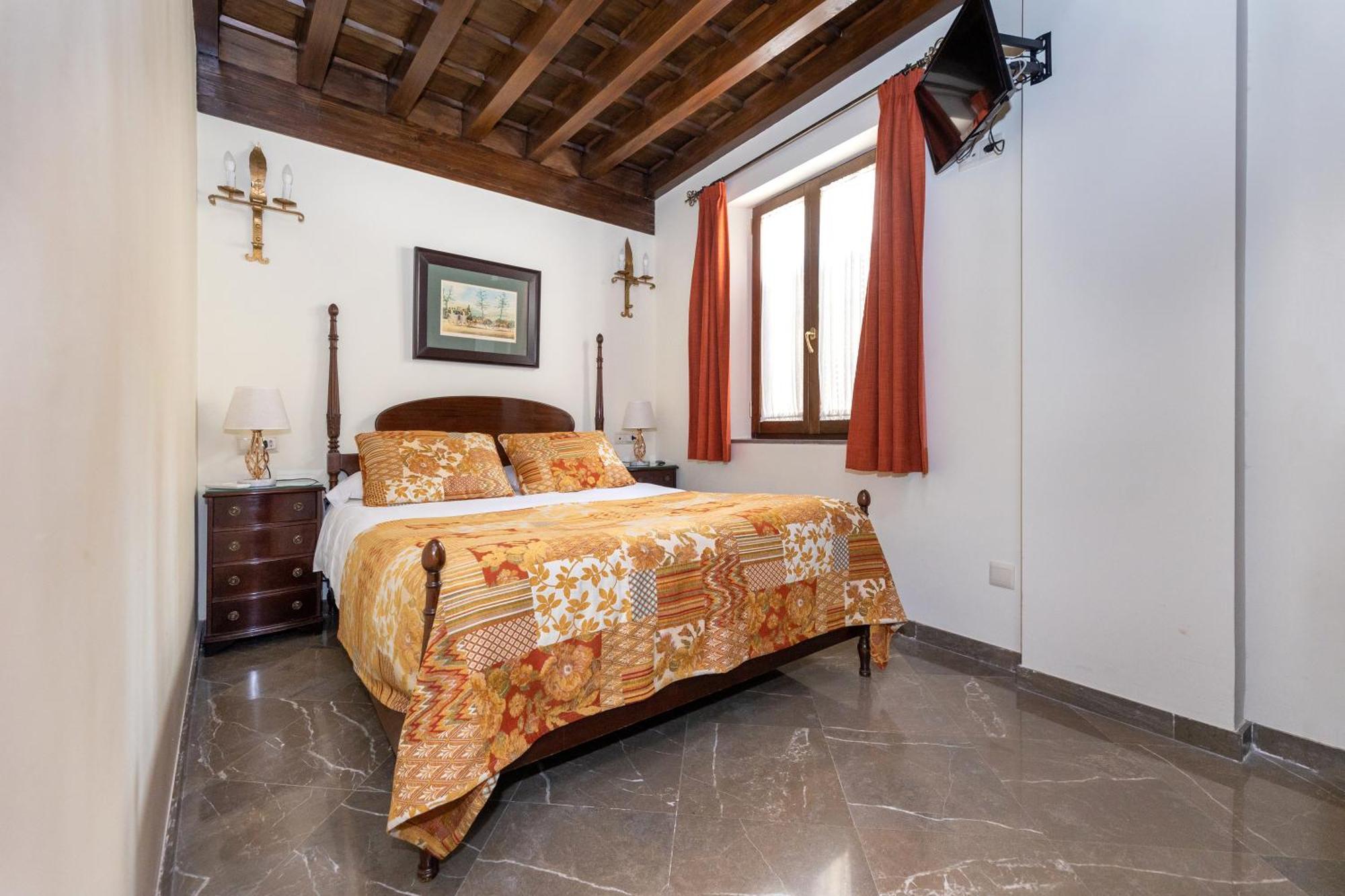 Apartamentos En Pleno Centro, Aljibe Rodrigo Del Campo 1C グラナダ エクステリア 写真